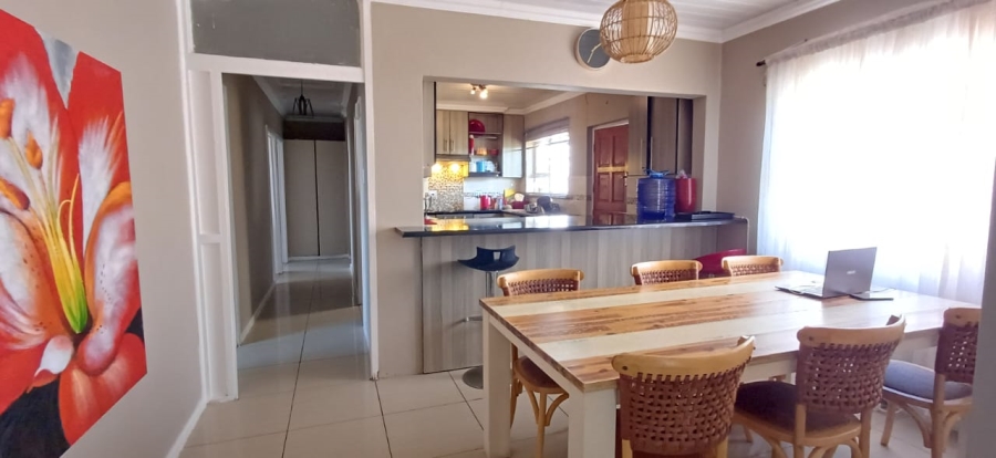 4 Bedroom Property for Sale in Amalinda North Eastern Cape